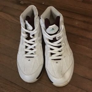 Adidas white sneakers w/ maroon strips size 6.5